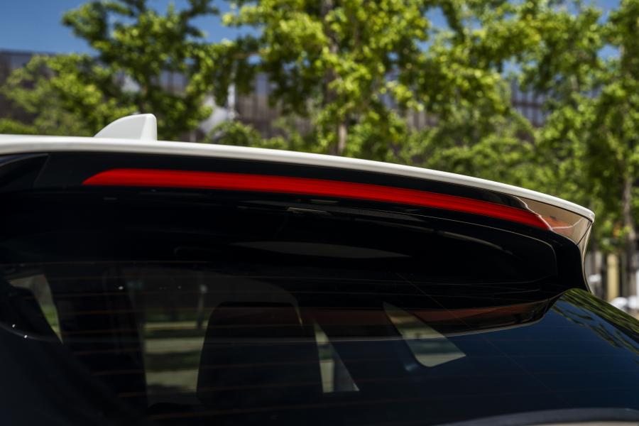 Детали экстерьера Toyota Venza Hybrid XLE 2020 года  (фото 34 из 35)